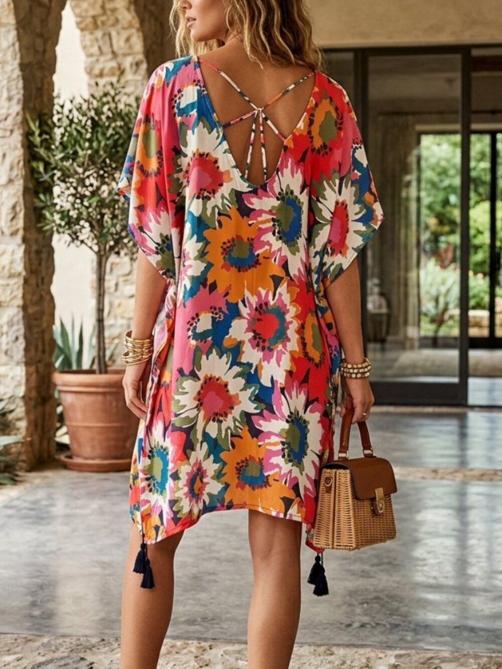 Beach Scene Collection Floral Kaftan Cover Up NWT Vibrant Tassel Swim
